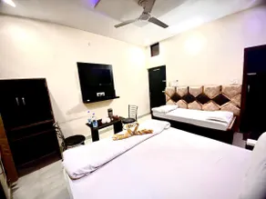 Swaran hotel - Image 2