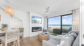 Luxury S Oceanfront Unit with Rooftop & Hot Tub - Image 2