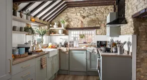 Bourton on the Water Country Chic Authentic Cottage - Image 2