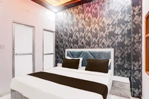 Hotel O Royal Classic Inn - Image 2