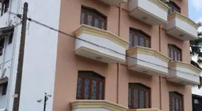 Hayes Court Luxury Apartments - Image 4