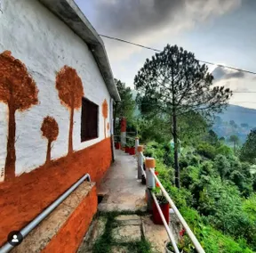 Danda Basera Farmstay - Image 2