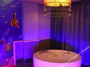 Asia Theme Hotel - Image 5