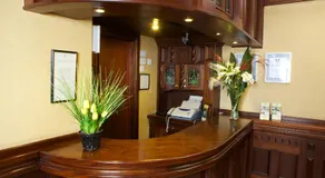 Leens Hotel - Image 2