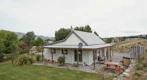 Lexi's Lodge - Image 3
