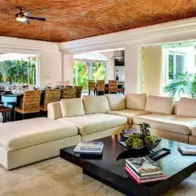 Luxury Villa in Playacar - Image 4