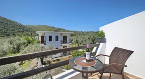 Skopelos Evergreen Apartments - Image 3