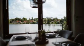 Panorama-Seeblick, Privater Steg, Balkon, Parkplatz - Image 3