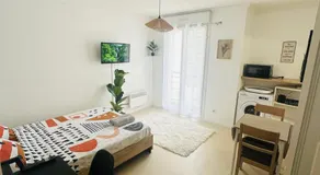 Lumineux & cosy studio - Image 2