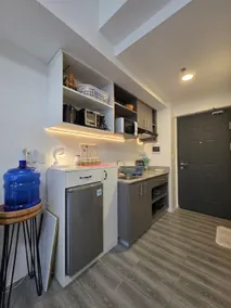 Studio, QueenBed, Balcony Near Malls, Airport & Downtown - Image 5