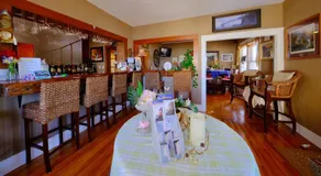 Shorelight Inn - Image 4