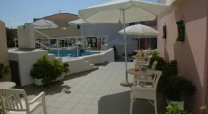 Blue Sky Hotel Apartments - Image 4