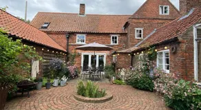 Lut's Place - Image 4