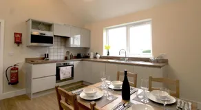 Bridge House - Image 5