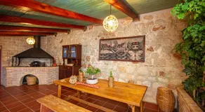 Wild Oak Estate - Stone Villa with Sea Views , by ZanteWize - Image 5