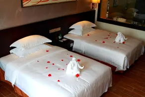Guang Ling Nan Fan Hotel - Image 5
