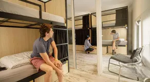 Onefam Sants - Image 2