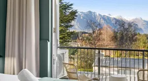 Hampshire Holiday Parks - Queenstown Lakeview - Image 3