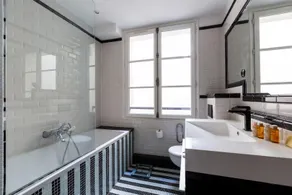 Bauhaus Magic in the Marais - Image 4