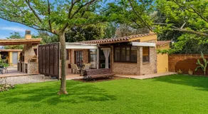 Casa Rustica con piscina en Girona - Image 2