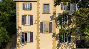 Hausman Suites - Appart Hotel - Image 3