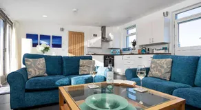 Finest Retreats - The Lighthouse Hide - Image 3