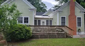 Adorable guest house in heart of Lumberton uptown - Image 4