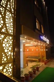 Hotel Urban Heaven - Image 2