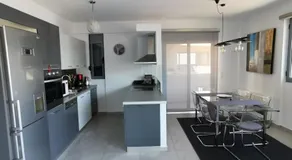 Sea breeze holiday apartment - Image 4