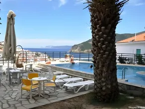 Denise Hotel - Image 2