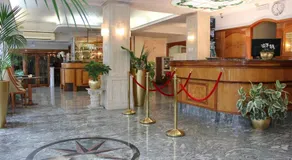 Hotel Romulus - Image 4