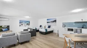 Surfers Paradise - Huge Family Apartment - Image 4