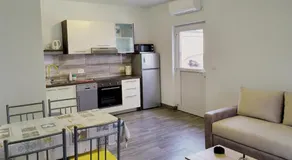 Apartmani Kurjaković - Punat - Image 4