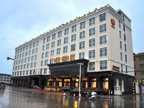 Naerton Hotel - Image 2