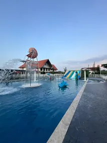 Savanna Hill Resort - Image 4