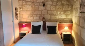 Chambre d'hôte de charme dans logis du XVe - Image 2