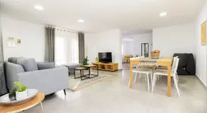 אירוח פינת חן - מתחם אירוח מושלם עם בריכה משותפת - Image 2
