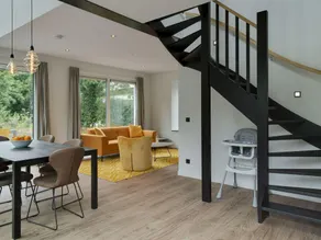Modern Holiday Home in Texel with Garden - Image 4