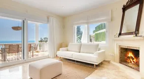 Exclusive Villa With Panoramic Sea Views - Image 2