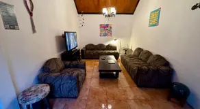 Neska Polita Hostel - Image 4