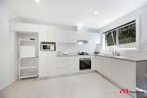 MetaWise BnB Modern 2BR Self-Contained Guest Suite - Image 3