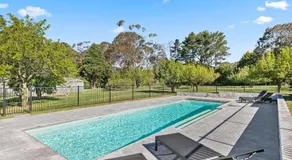 Southern Highlands Villa, Spacious, Gardens, Pool - Image 5
