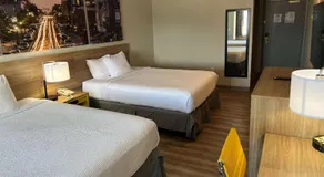Days Inn by Wyndham near Kansas Speedway - Image 3