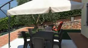 Appartamento Lago di Garda Albisano - Image 2