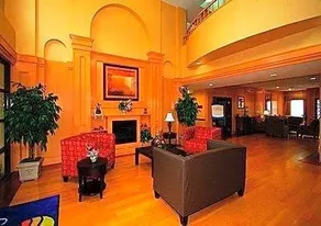 Comfort Inn Southwest - Image 4