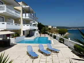 Ostria Seaside Studios and Apartments - Image 2
