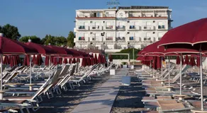 Hotel Soraya - Spiaggia Sawasdee with Beach, Restaurant & Parking - Image 5
