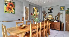 Fare Nãhina - 2 Bedrooms - City Center - Swimming Pool - Image 4