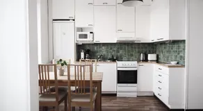 Homelike 1BR Apartment in Historical Building - Image 2