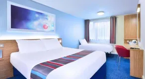 Travelodge Saltash - Image 2